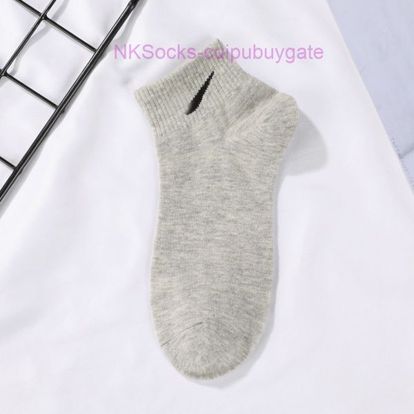 

classic men's fashion socks hook brand designer women's leisure lovers' short tube sportsocks luxury women men breathable ver, Black