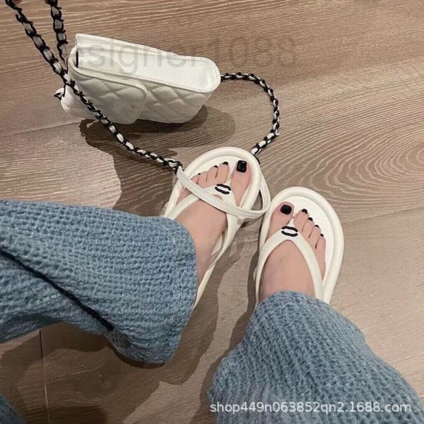 

sandals designer xiaoxiangfeng herringbone sandals 2022 summer new solid color series simple breathable women's shoes with soft sole cl, Black