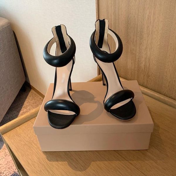 Sandálias douradas para feminino gianvito rossi designer de luxo de luto de luto de luto de zip steleto