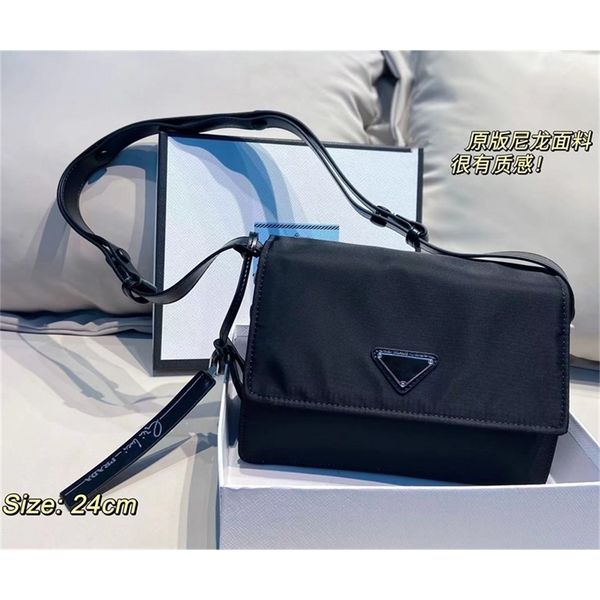 

re nylon new messenger bag leisure small flip for men and women purses_uwct
