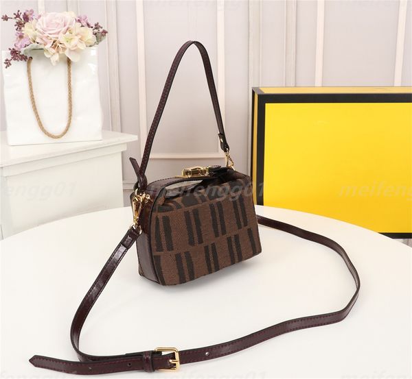 

shoulder bag armpit bag f wallet 2022 luxurys designer women's portable fashion handbag mother's classic art handbag cossbady medi