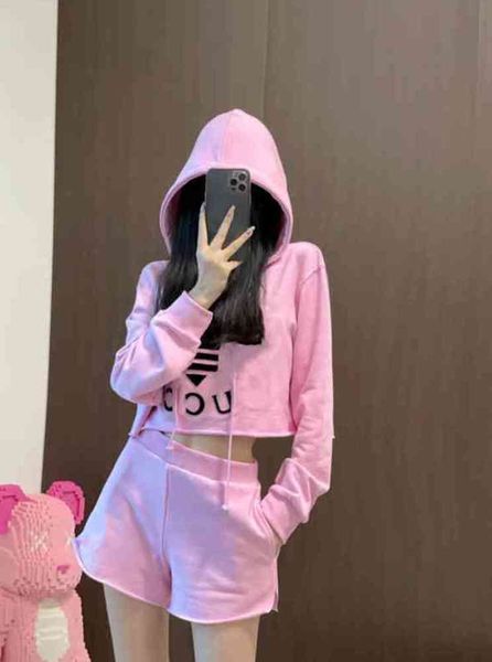 

womens two piece pants pink suit street brand letter logo print t-shirt with casual shorts 2 piece sets luxury designer tracksuits 0912, White