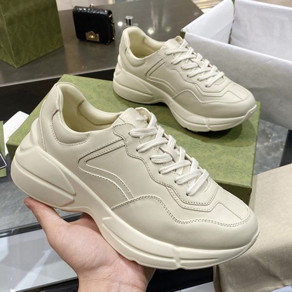 

luxury boot designer woman shoe fashion booties men causal shoes prints solid heart lace up platform loafers man sneaker with box, Black