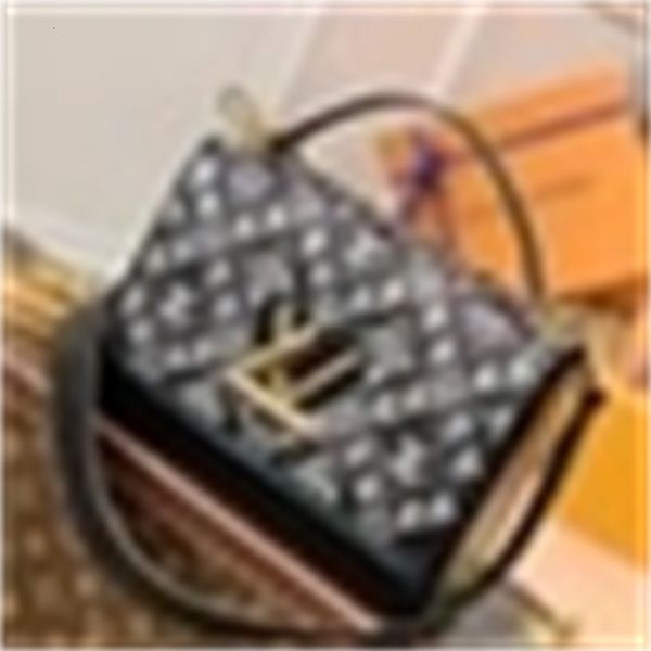 

m57442 since 1854 patterned twist medium bag women totes handbags bags shoulder bags clutches backpacks pouches wallets