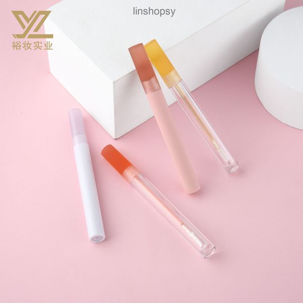 

factory outlet lipstick tube petg glaze is long and thin the same as karachi