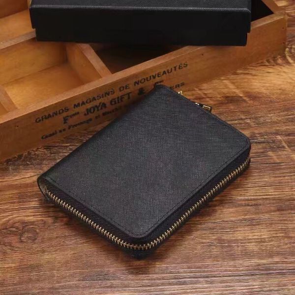 

luxurys designers wallets purse bag fashion short victorine wallet embossed monograms empreinte classic pallas card holder zippy coin purses, Red;black