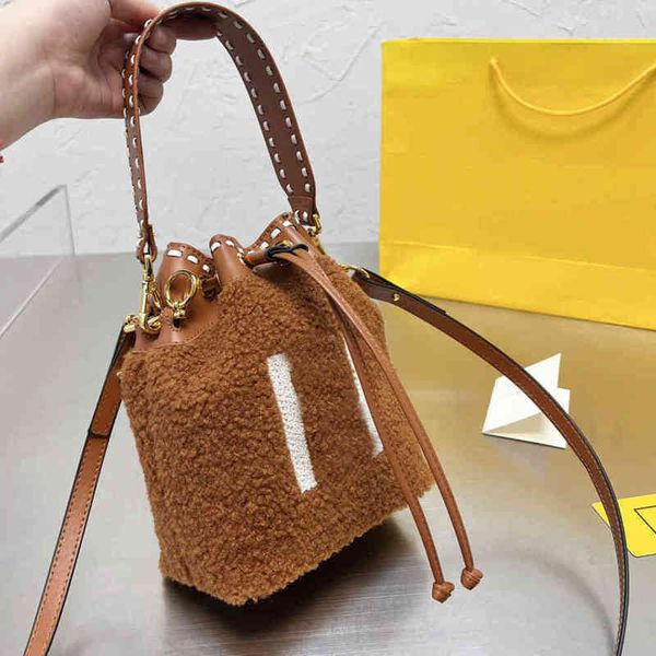 

bag wool bucket bag women sherpa handbag purse winter fur crossbody bags lady mini hand fashion letter detchable shoulder strap genuine