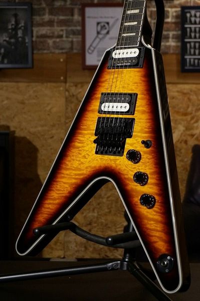 

v select floyd quilt maple trans brazilia electric guitar