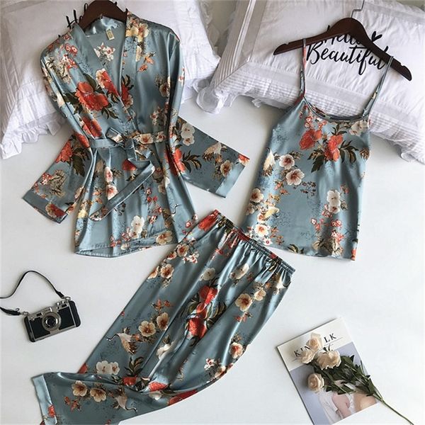 Daeyard 3 Stück Seidenpyjama Set Print Nachtwäsche Pijama Home Anzug Frauen Sexy Dessous Pyjama Braut Robe Satin Kimono Blumenrobe T200612