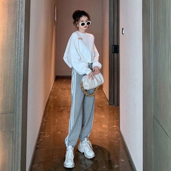 

two piece dress designer 2021 autumn and winter new korean fashion sports loose fitting sweater set + leisure striped harlan pants two-piece, White