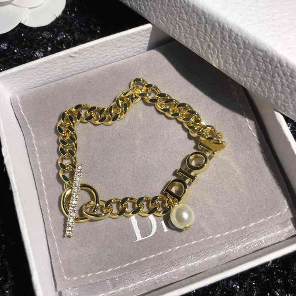 

2022 factory wholesale new family's necklace in, Black