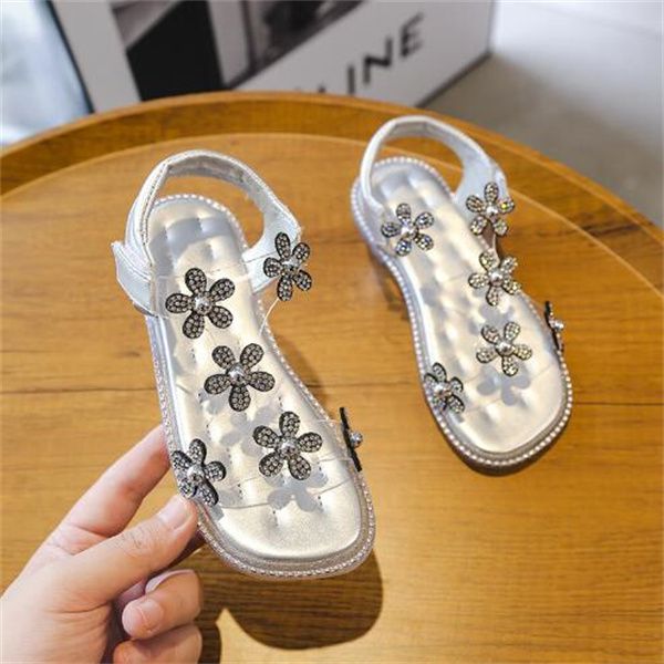 

girls princess sandals fashion rhinestone flowers children's shoes 2022 summer new open toe lady soft sole non-slip casual children&#03, Black;red