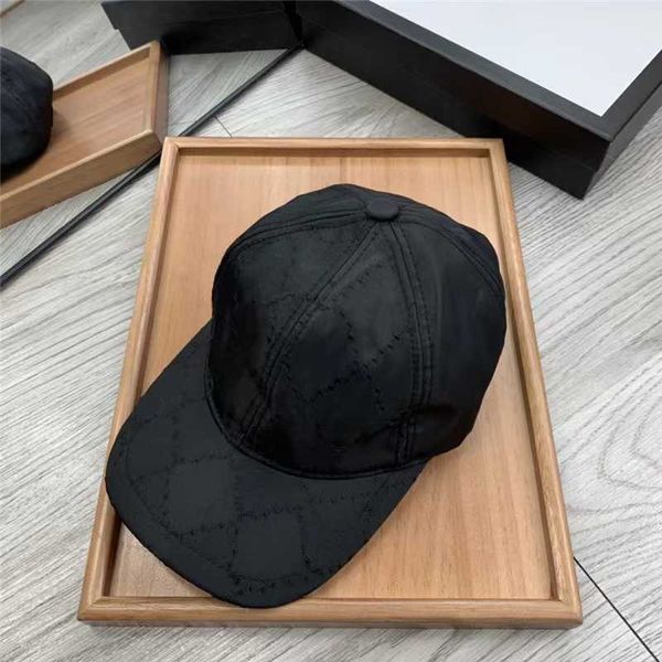 

2021 embroidery designer bucket hats for men womens fitted hats wihte and black fashion casual designer sun hats caps, Blue;gray