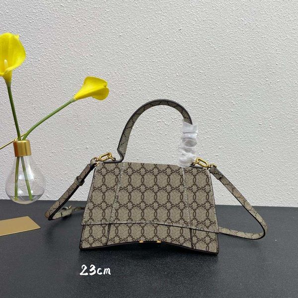 

5a+ designer shoulder bags fashion women's handbag two brands in one 2022 new the hacker project ladies tote real leather luxury handle