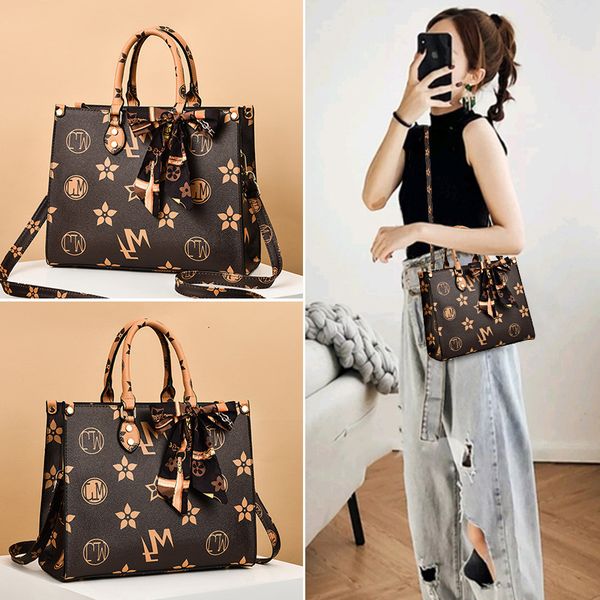 

new designer bags autumn winter ins niche large capacity female 2022 fashion texture bucket broadband messenger