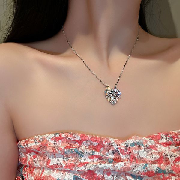 

2022 new korean super fairy shiny internet celebrity diamond love heart stud earrings necklace clavicle chain jewelry wome, Golden
