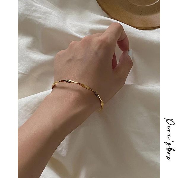 

bangle peri'sbox gold color wave shape twisted bangles thin geometric for women minimalist open adjustable 2022 jewelry, Black