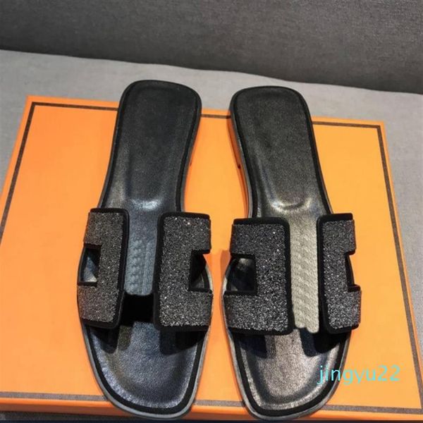 

2021 beach classic flat luxurys designers woman slipper sandals summer lady cartoon big head slippers leather brands bath fashion 2914, Black