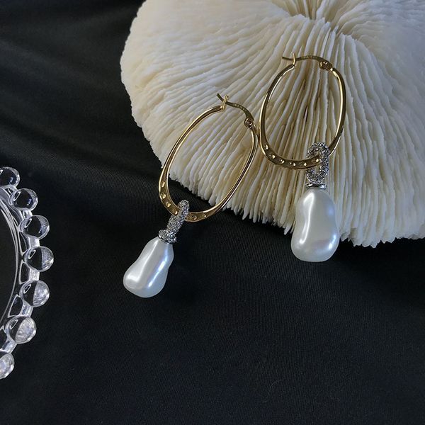 

factory retail and wholesale french style ce home two wear diamond inlaid artificial beads contrast fashionable earrings net red women exagg, Golden