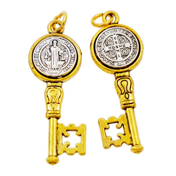 Benedict Madalya Çapraz Anahtar Charm Spacer Boncuk Kolye Katolik Dini Charms El Yapımı Takı DIY T1692 10 adet / grup 42x14.6mm