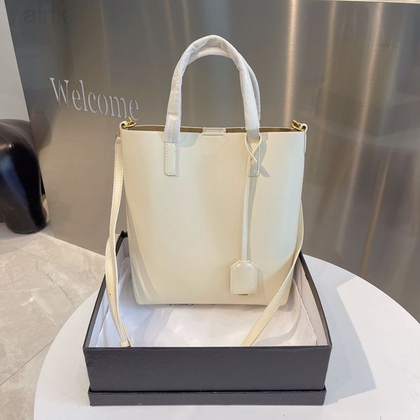 

shopping bags soft leather spring new womens luxury totes daily work large capacity lapwork handbags lady designer shoulder