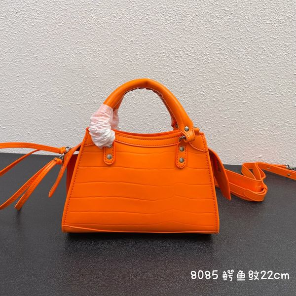 

2021 new motorcycle bag autumn and winter crocodile grain sheepskin