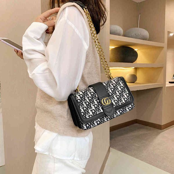 

2022 luxury bags summer chain belt decoration women's bag leisure women's one messenger bag cool