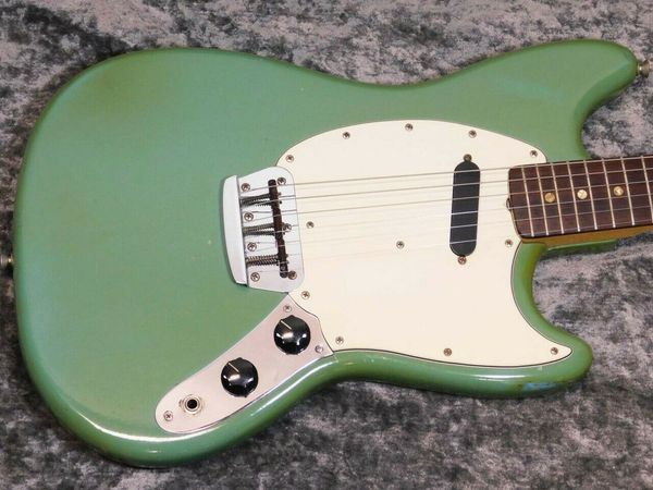 

musicmaster '74 electric guitar