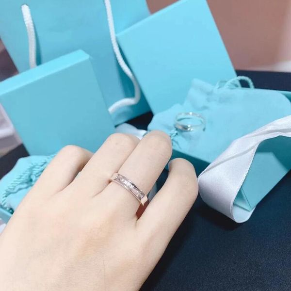 

couple rings tiffjia designer luxurious love charm bague homme fashion men woman diamond moissanite rings engagement ring 925 silver with or