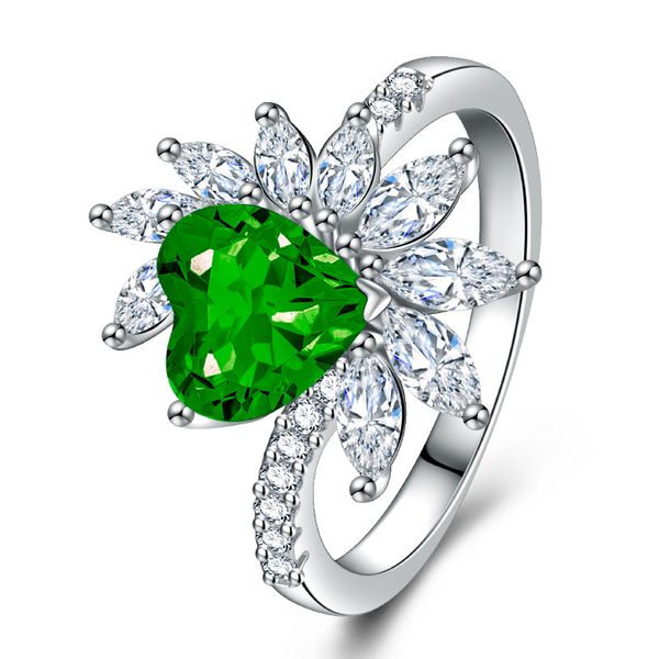 Ringos de dedos femininos de luxo para a festa Bright Green Crystal Ring Noble Lady Lady Vintage Acessórios Lindos Gift Gift Heart Ring