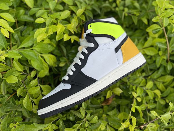 

brand shoes 1 high og outdoor men white volt university gold black yellow toe 2.0 trainers sneakers original 7-13