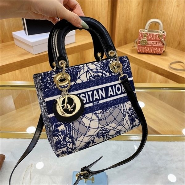 

28% off 2022 new trendy handbags temperament printed texture letter classic