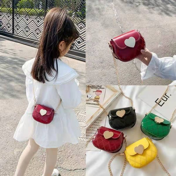 

cute little girls mini shoulder bag handbags for kids fashion coin purse small handbags lovely patent leather children's messenger bags, Black