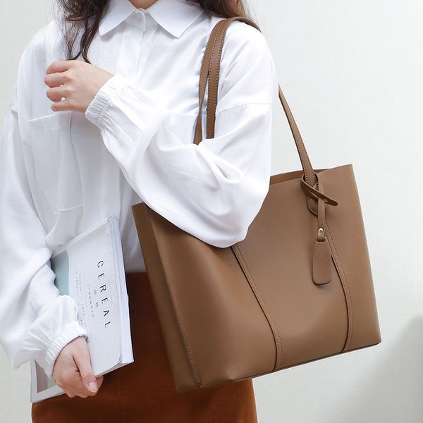 

summer women purse and handbas 2023 new fashion casual small square bas hih quality unique desiner shoulder messener bas y220a, Silver