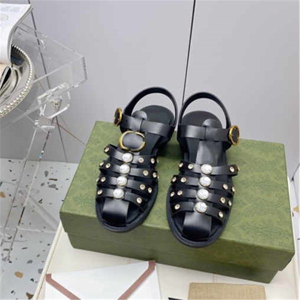 

classic horse title button pair of single shoes retro hollow out grandfather shoe casual low-heeled sports sandals, Black