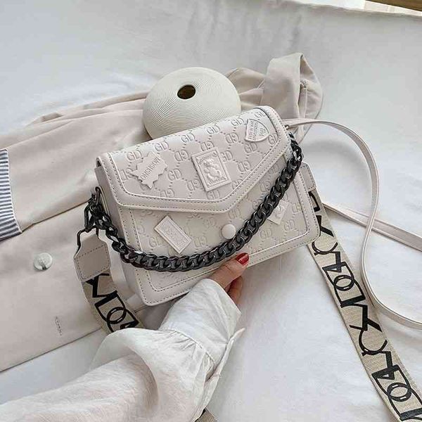 

retro personality badge small bag women's new embossed small square bag texture sling one shoulder oblique span thick chain bag