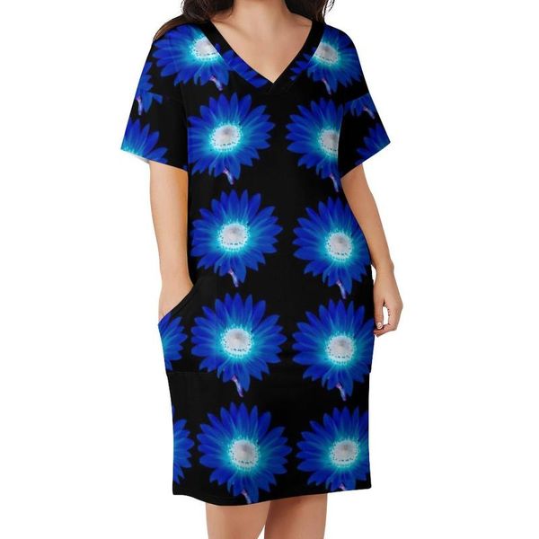 Abiti taglie forti Abito casual moderno con stampa girasole Girasoli blu estivi Arte Kawaii Scollo a V da donna Moda coreana 5XLPlus