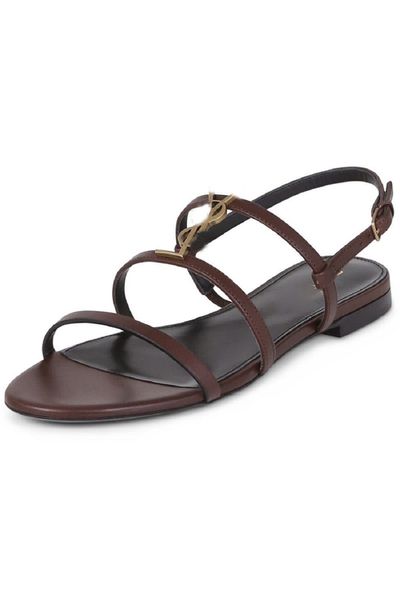 Yaz kadın cassandra toe düz sandaletler tanga ayarlanabilir toka metal yazı gelinlik ayakkabıları ayak bileği kayış sandalet 35-43