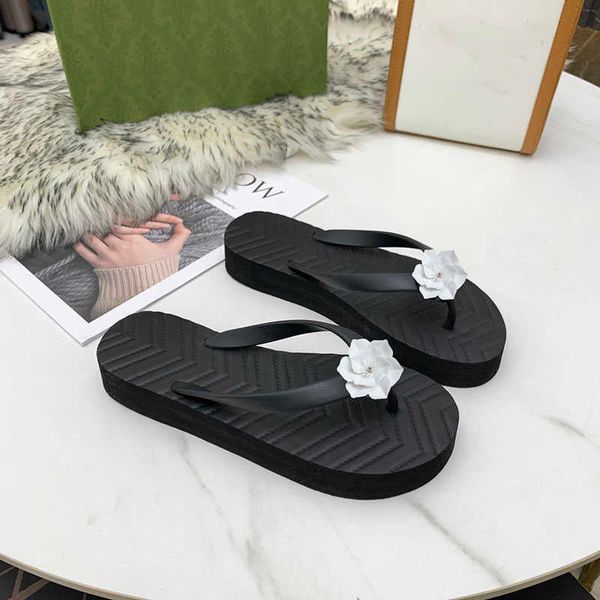 

yucheng01 designer women slippers beach l indoor shower room summer flats slipper luxury chevron thong sandal size 35-43 model lx06, Black