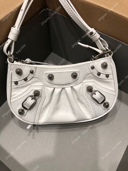 

new women's underarm bag designer fashion crackle leather fold rivet chain one shoulder diagonal crescent dumpling bag