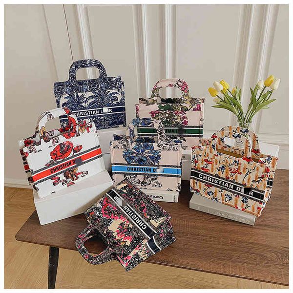 

purses women's bag fashion colorful beige hibiscus embroidered women's handbag