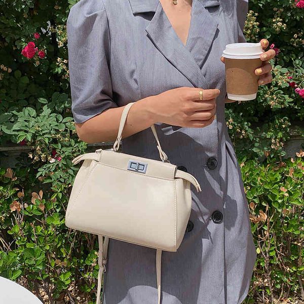 

ladies fashion personality trend new brand bag wholesale summer exquisite small female popular portable square