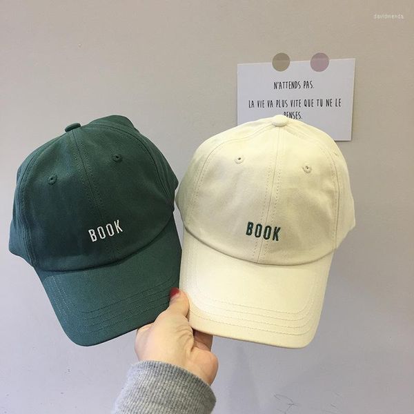 Козырьки шляпа вышивая книга Кэпка Зеленая белая корейская повседневная открытая бейсбол.