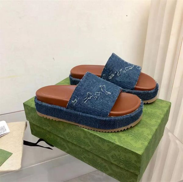 

2022 new designer fashionable women sandals slippers flip flops luxury flat thick bottom embroidery printed jelly rubber leather lady dress, Black