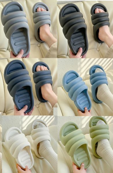 

anniversary 2022 slippers men and women lovers indoor bath thick bottom non slip home shower room beach booties online store, Black