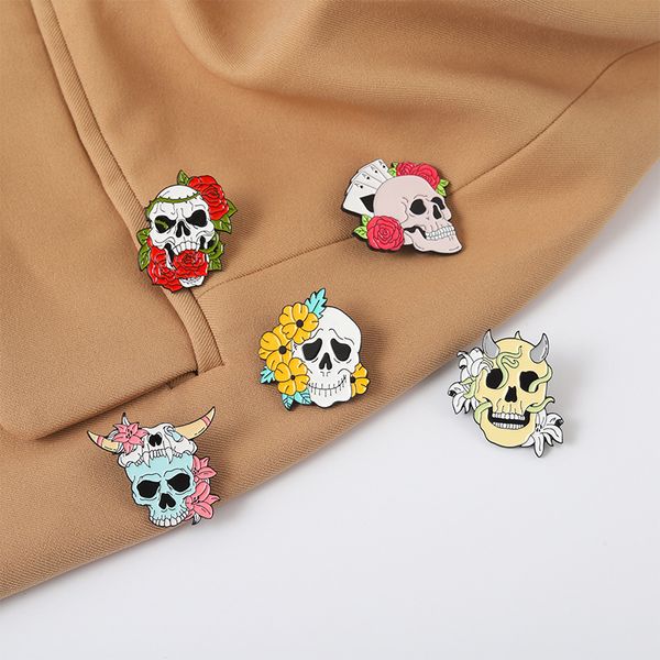 

punk rose skull cow head brooch halloween flowers skeleton collar pins alloy enamel corsage badges for backpack hat sweater clothes brooches, Gray