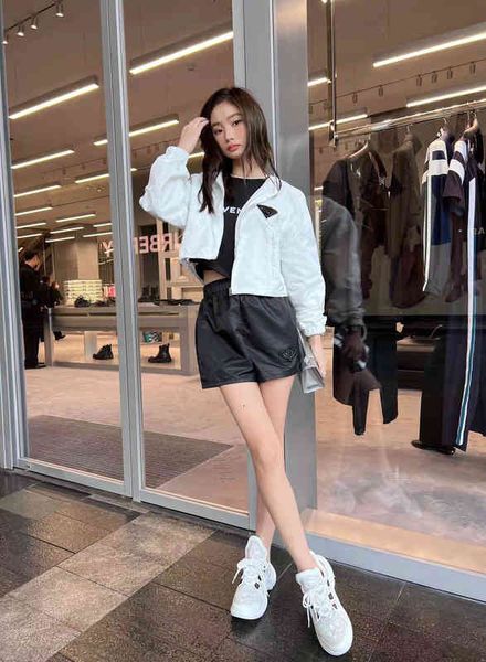 

women's knits & tees 2022 spring and summer trendy brand p family hand nailing pearl river delta standard short slim fit bai da windbre, White