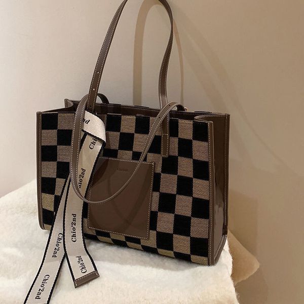 

original tote bag 2022 new large-capacity one-shoulder student handbag, Black;red