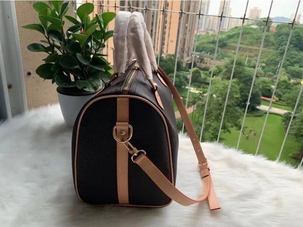 

designers 2022 bags women fashion strap bag shoulder style lady handbags classic speedy new totes messenger dust vattj