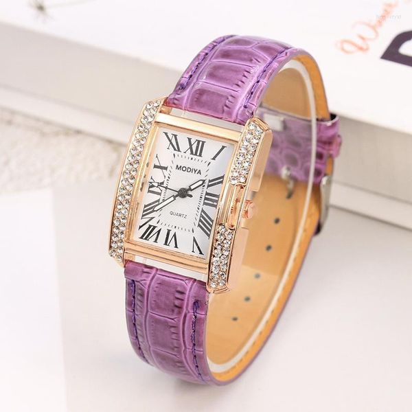 Начатые часы Женские варианты wate watch квадратный набор браслет часы жены кожаные кварцевые наручные часы женские часы zegarek damski hect22